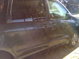 2004 TOYOTA SIENNA, GREEN, XLE MODEL, 3.3L, AT.  Z26294